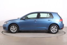 Volkswagen Golf - 2016