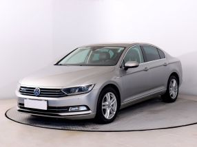 Volkswagen Passat - 2016