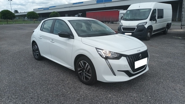 Peugeot 208 2023