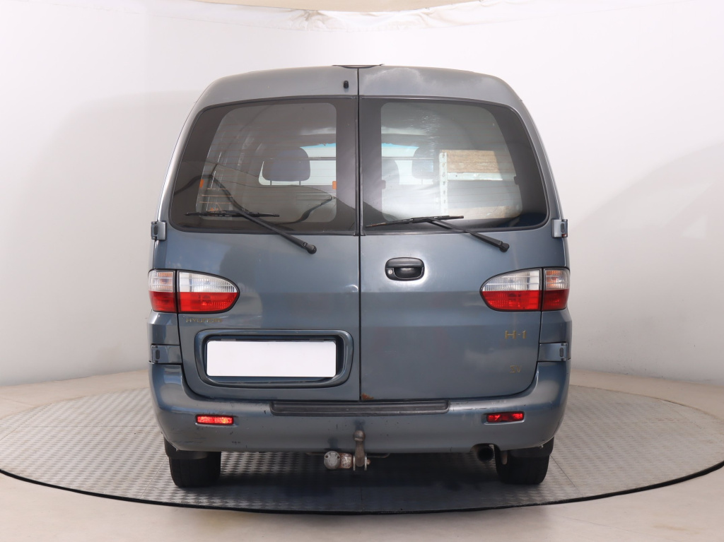 Hyundai H-1