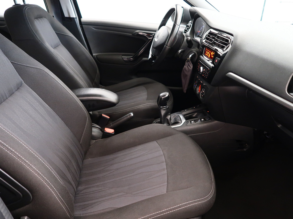 Peugeot 301