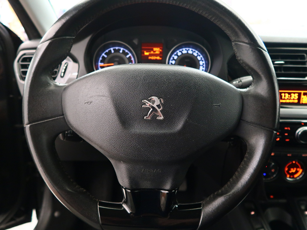 Peugeot 301