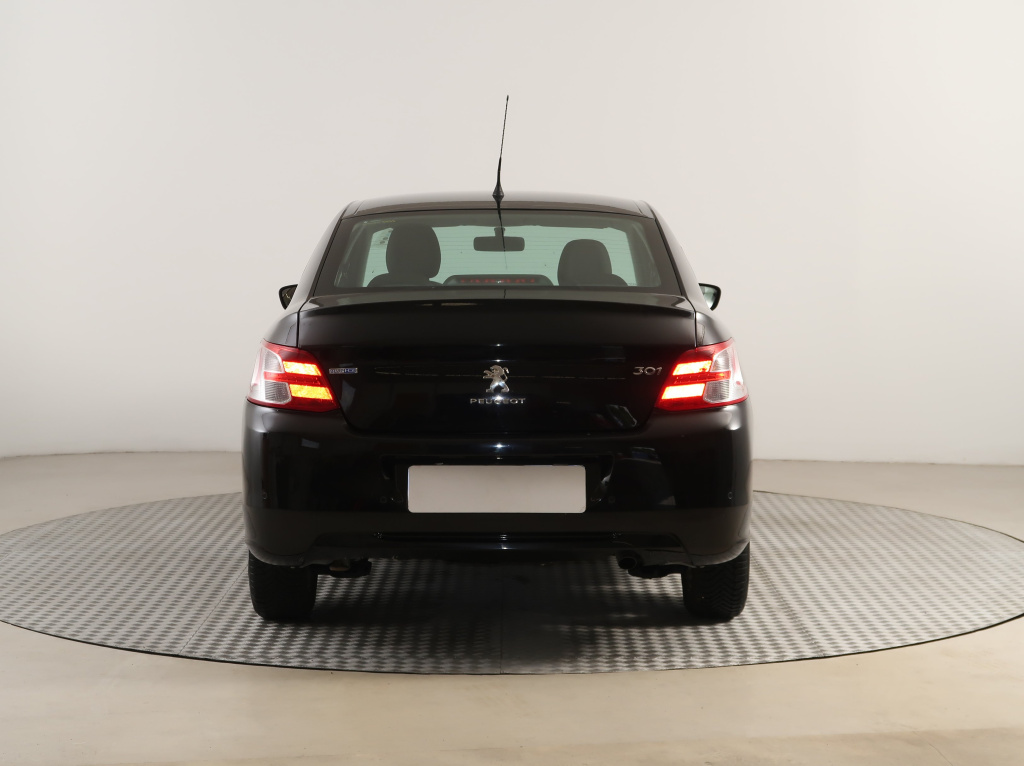 Peugeot 301