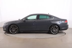 Volkswagen Passat - 2014