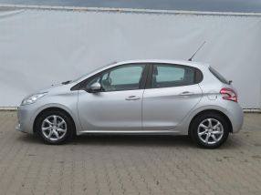 Peugeot 208 - 2013