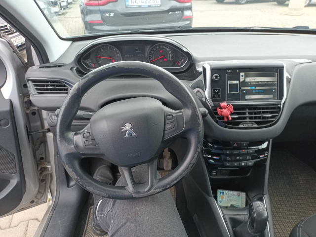 Peugeot 208 2013