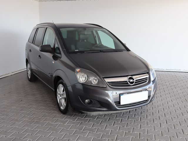 Opel Zafira, 2012
