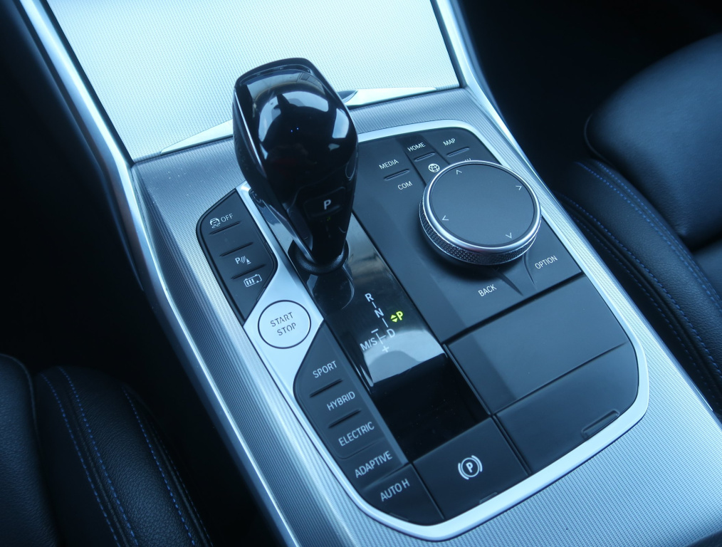 BMW 3