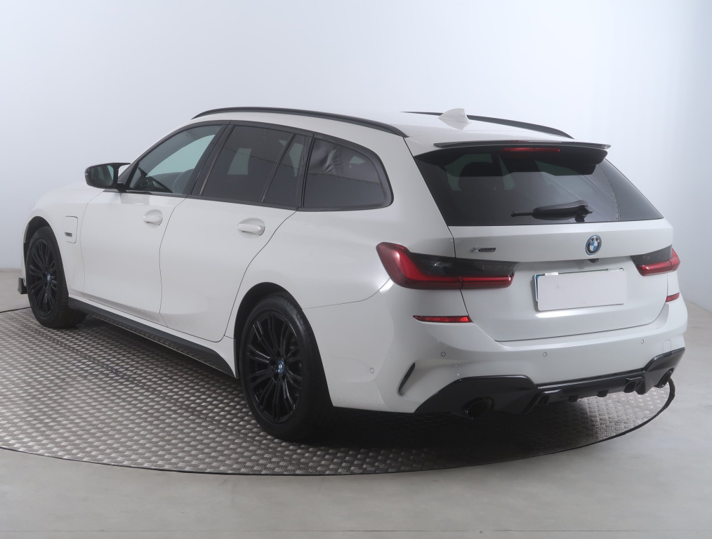 BMW 3