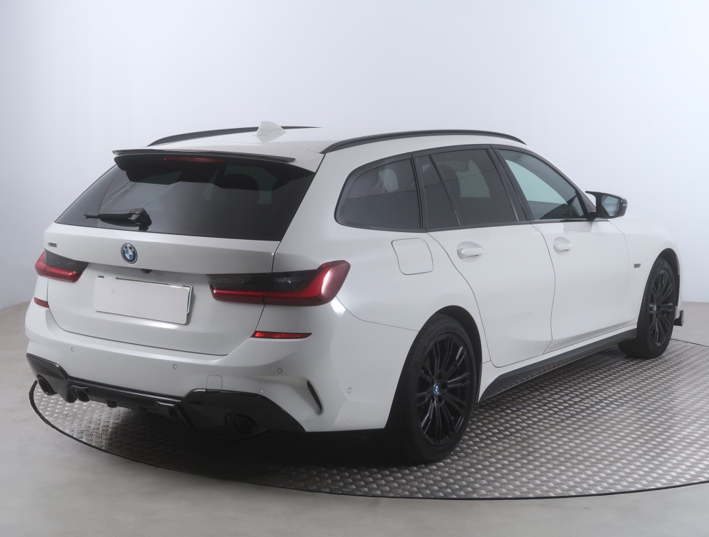 BMW 3