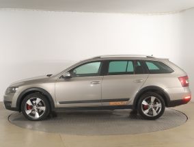 Skoda Octavia Scout - 2014