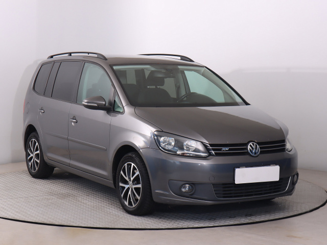 Volkswagen Touran, 2012