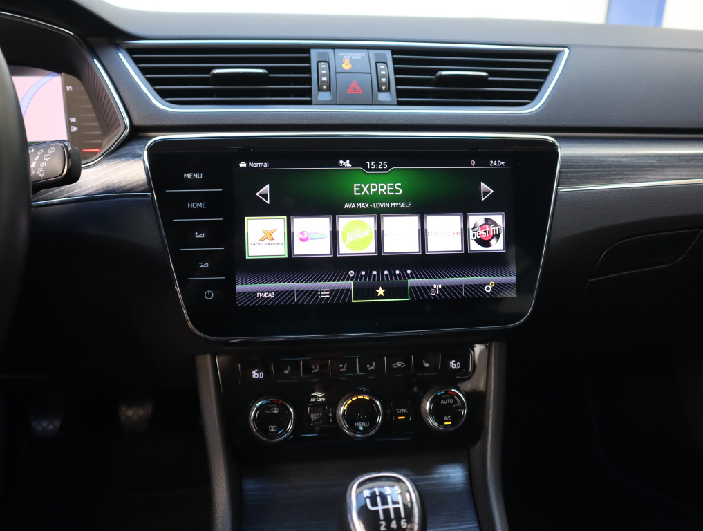 Škoda Superb