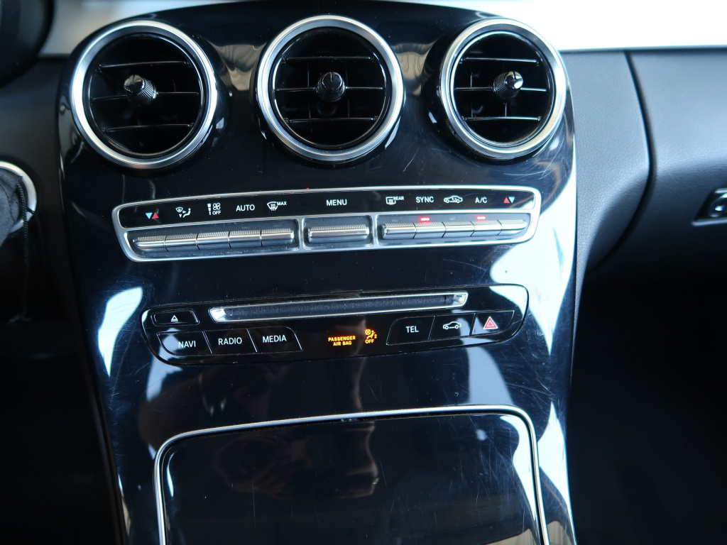 Mercedes-Benz C