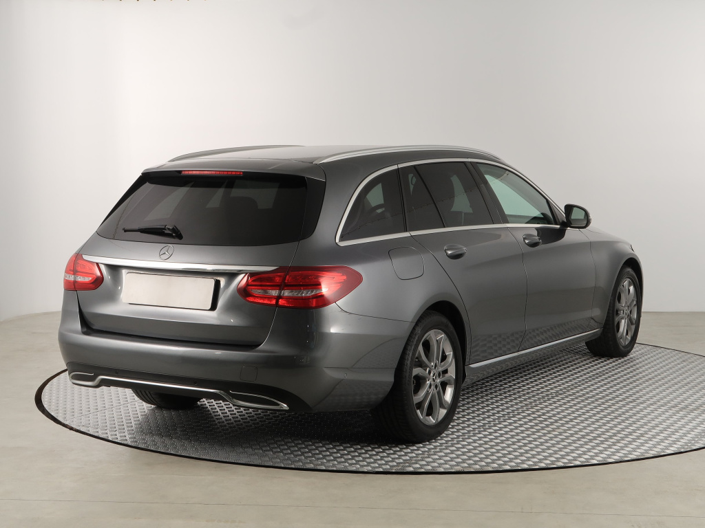 Mercedes-Benz C
