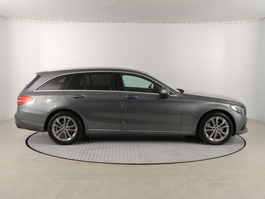 Mercedes-Benz C