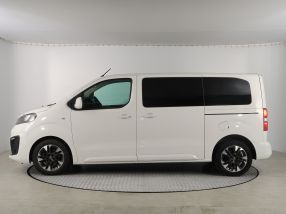 Opel Zafira Life - 2021
