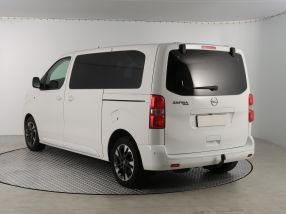 Opel Zafira Life - 2021