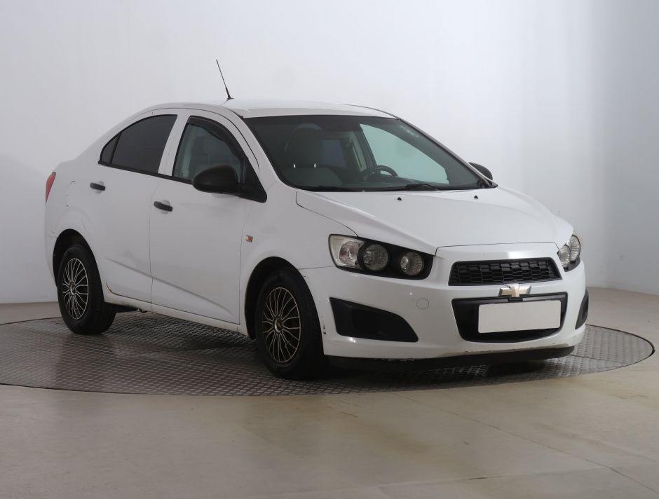 Chevrolet Aveo - 2012