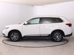 Mitsubishi Outlander - 2018