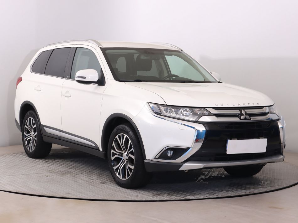 Mitsubishi Outlander - 2018