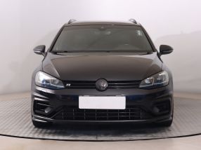 Volkswagen Golf - 2017
