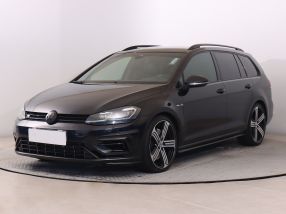 Volkswagen Golf - 2017