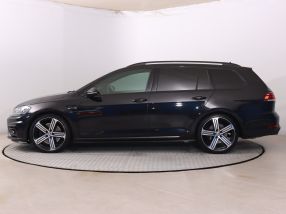 Volkswagen Golf - 2017