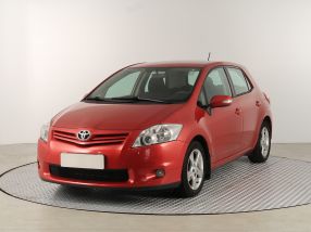 Toyota Auris - 2011
