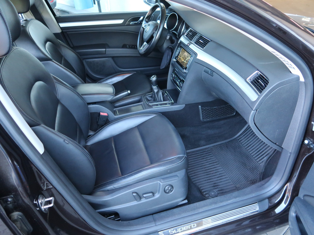 Škoda Superb
