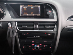 Audi A4 2014