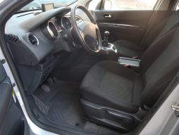 Peugeot 5008 2011