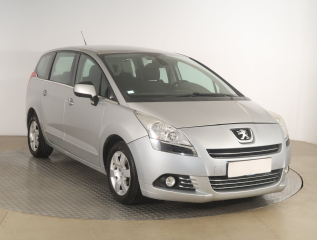 Peugeot 5008, 2011