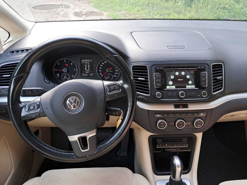 Volkswagen Sharan
