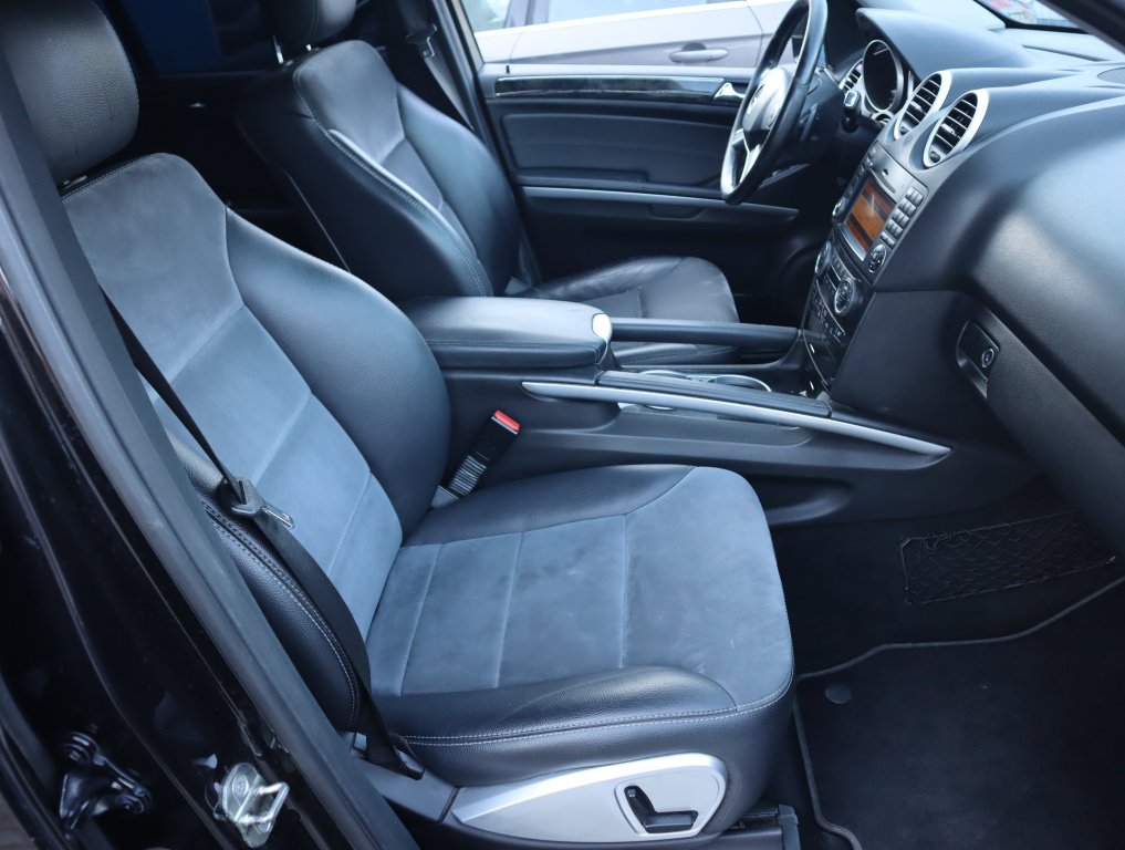 Mercedes-Benz ML