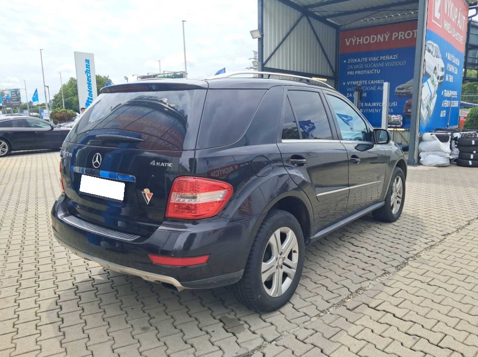 Mercedes-Benz ML