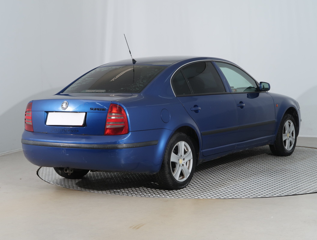 Škoda Superb