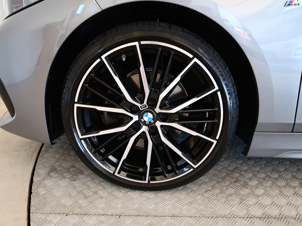 BMW 1