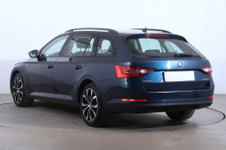 Škoda Superb 2016