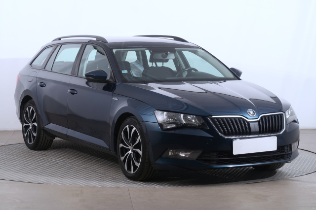 Škoda Superb 2016