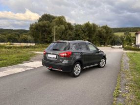 Suzuki SX4 S-Cross - 2020