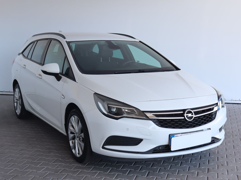 Opel Astra - 2018