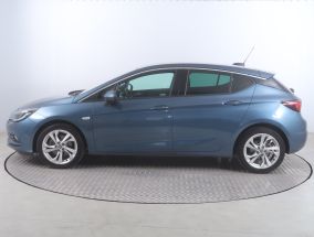 Opel Astra - 2016