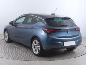 Opel Astra - 2016