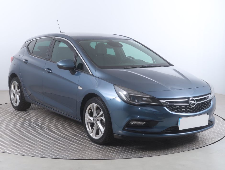 Opel Astra - 2016
