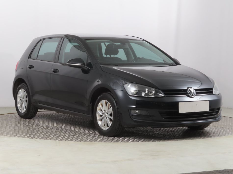 Volkswagen Golf - 2015