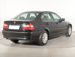 BMW 3 2004