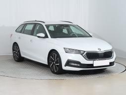 Škoda Octavia 2020 Combi biela 34
