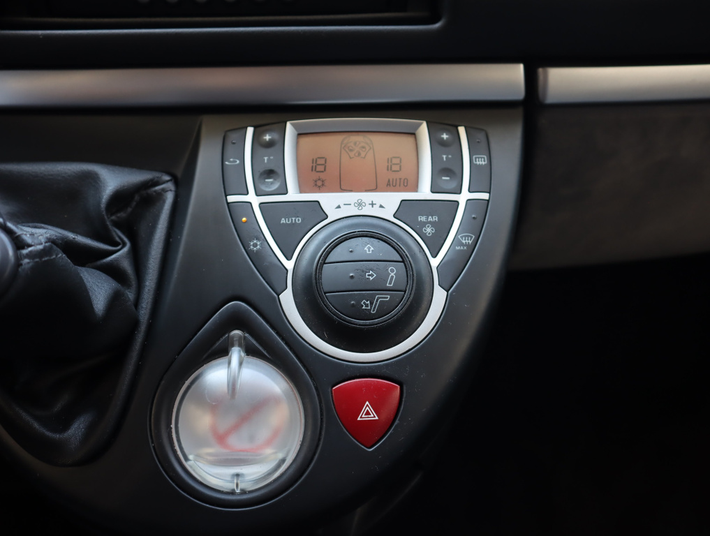 Peugeot 807