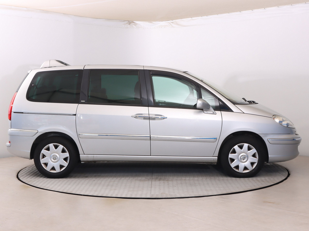 Peugeot 807